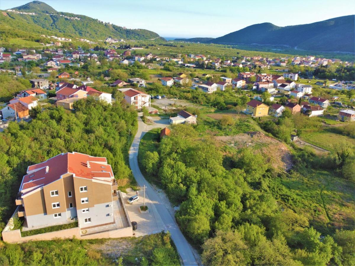 Divine Apartments Budva Lastva Grbaljska Exterior photo